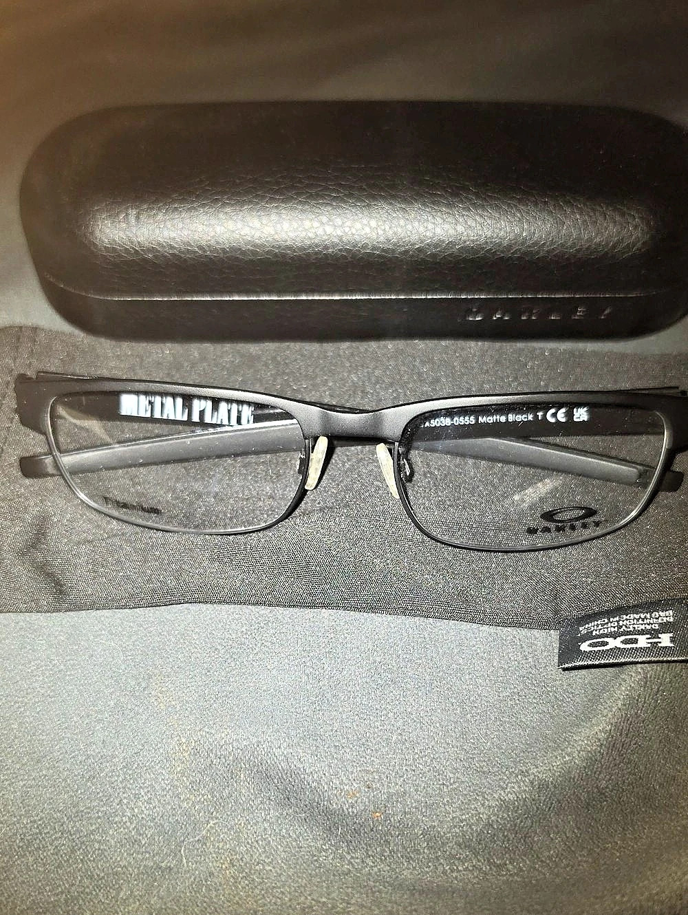 Metal Plate Titanium Rectangle Frame Glasses in Black Brand New